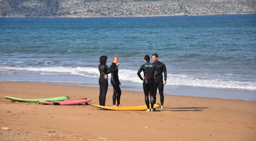 Surf lessons in Chania